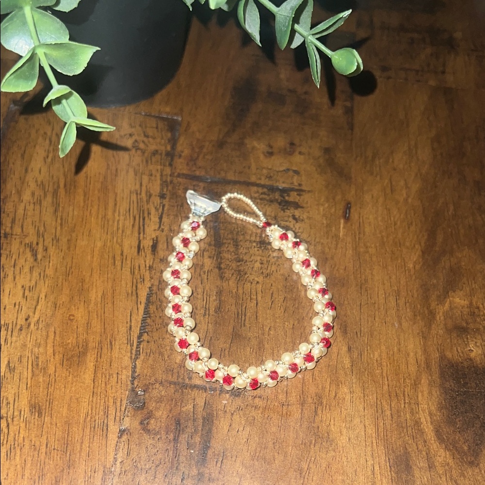 New Elegant Red and Gold Crystal Beaded Bracelet